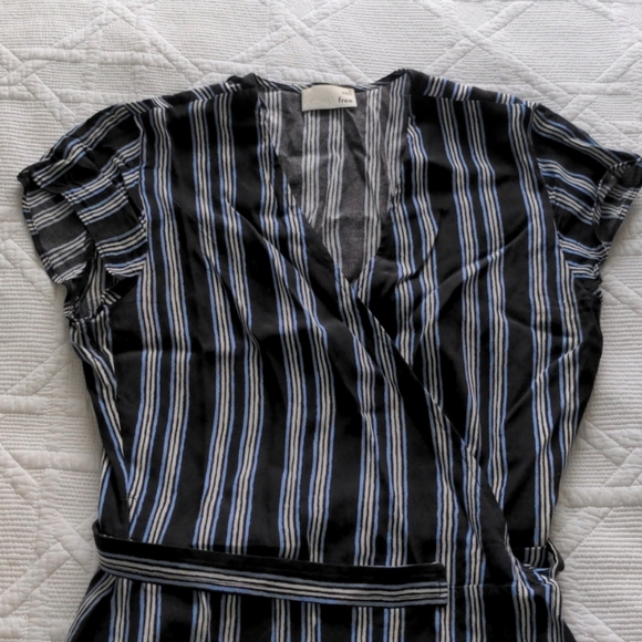 Aritzia Midi Wrap Dress - Picture 3 of 4